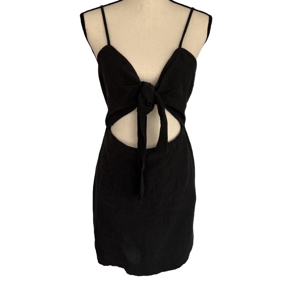TOBI Tie-Front, Mid-Section Cut Out Mini Dress, Black, Large​​​​